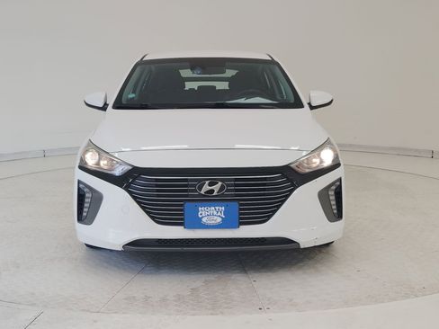 Used 2019 Hyundai Ioniq SEL image 4