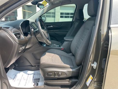 Used 2023 Chevrolet Equinox LT AWD/4WD image 19