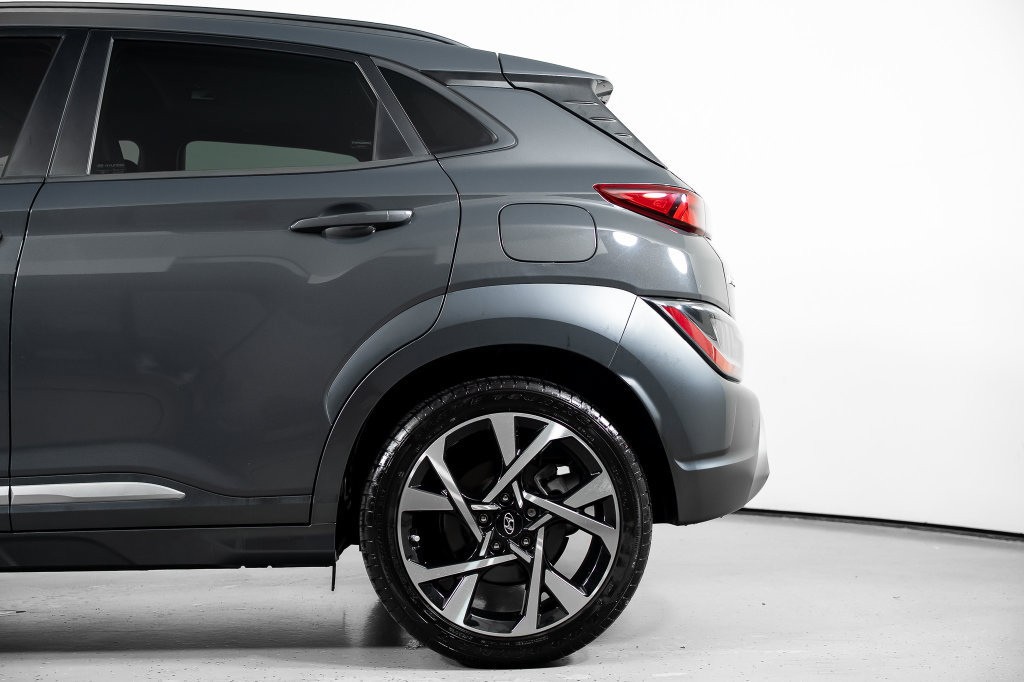 Certified 2023 Hyundai Kona Limited w/ Cargo Package FWD image 15