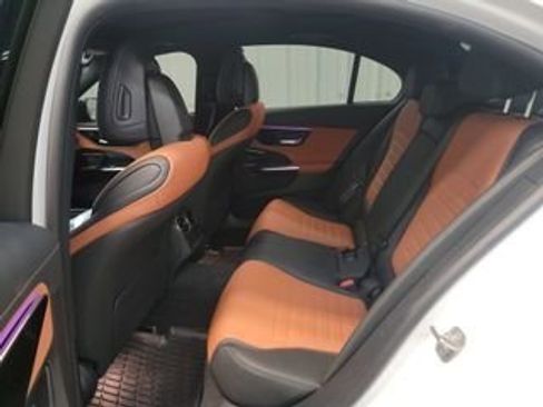 Used 2025 Mercedes-Benz C 43 AMG 4MATIC Sedan image 5