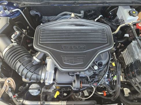 Used 2023 Cadillac XT5 Premium Luxury w/ Technology Package FWD image 30