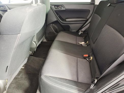 Used 2018 Subaru Forester 2.5i Premium AWD/4WD image 9