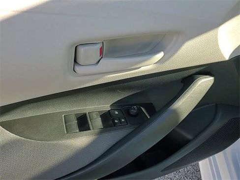 Used 2026 Toyota Corolla LE image 10