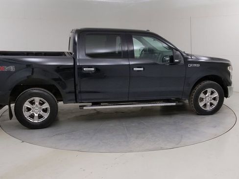 Used 2017 Ford F150 XLT w/ Equipment Group 302A Luxury AWD/4WD image 12