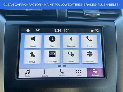 Used 2017 Ford Fusion SE w/ Fusion SE Technology Package image 27