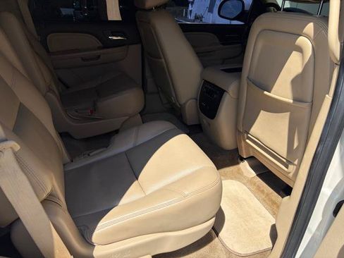 Used 2013 GMC Yukon Denali AWD/4WD image 21