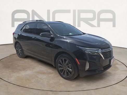 Used 2023 Chevrolet Equinox RS w/ RS Leather Package FWD image 5