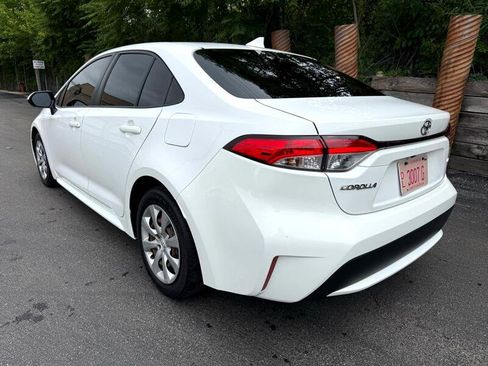 Used 2020 Toyota Corolla LE image 7