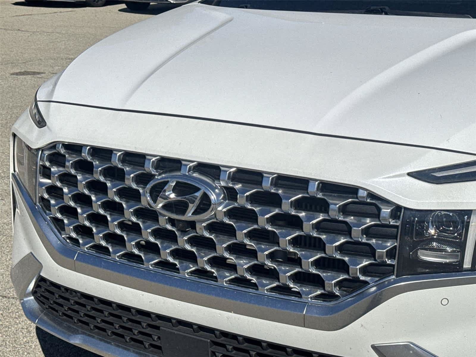 Used 2021 Hyundai Santa Fe Limited AWD/4WD image 10