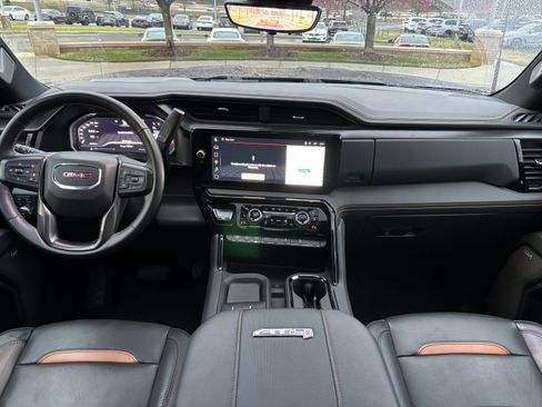 Used 2024 GMC Sierra 2500 AT4 w/ AT4 Premium Plus Package image 30