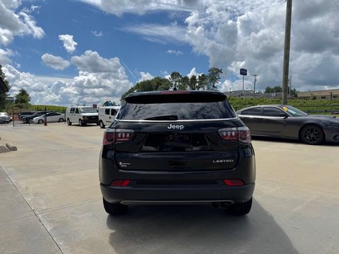 Used 2020 Jeep Compass Limited FWD image 5