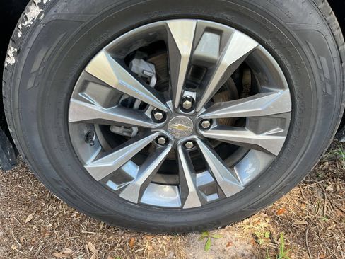 Used 2025 Chevrolet Equinox LT FWD image 25
