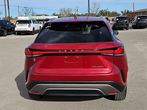 Used 2025 Lexus RX 350 Luxury image 4