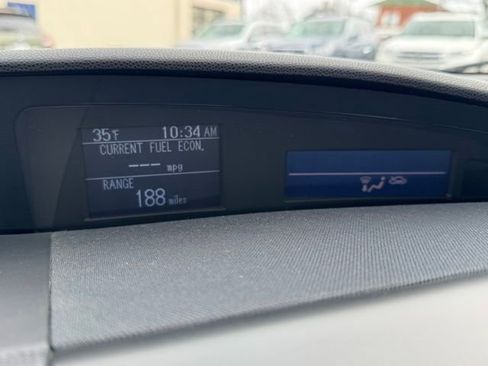 Used 2013 MAZDA MAZDA3 i Grand Touring image 23