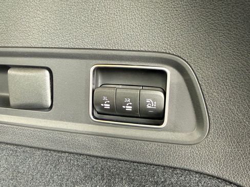 New 2026 Mercedes-Benz GLS 450 4MATIC image 24