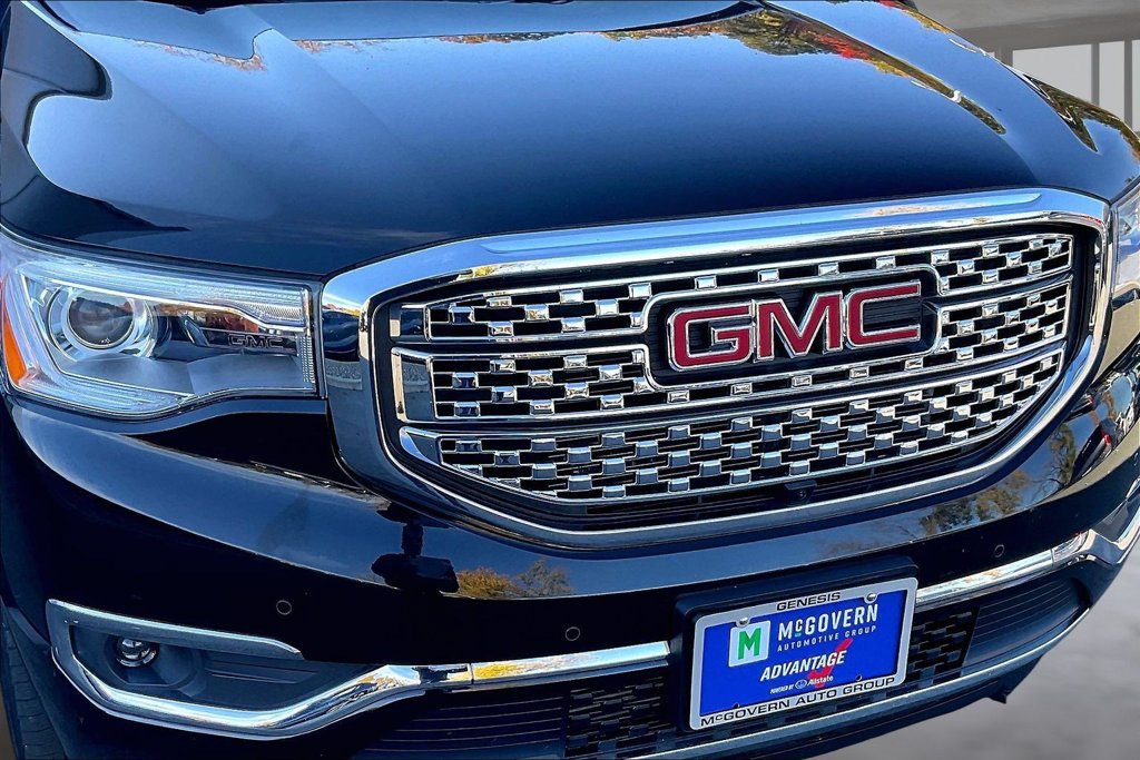 Used 2019 GMC Acadia Denali w/ Technology Package AWD/4WD image 35
