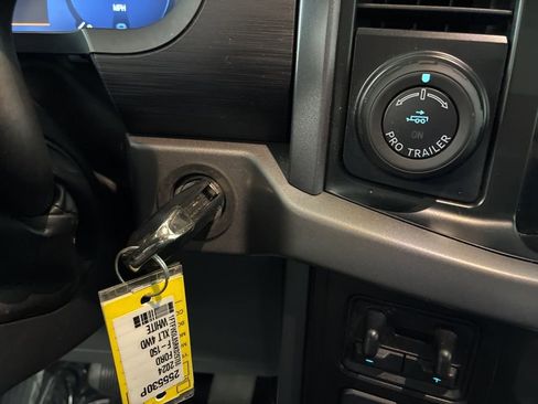 Used 2024 Ford F150 XLT AWD/4WD image 22
