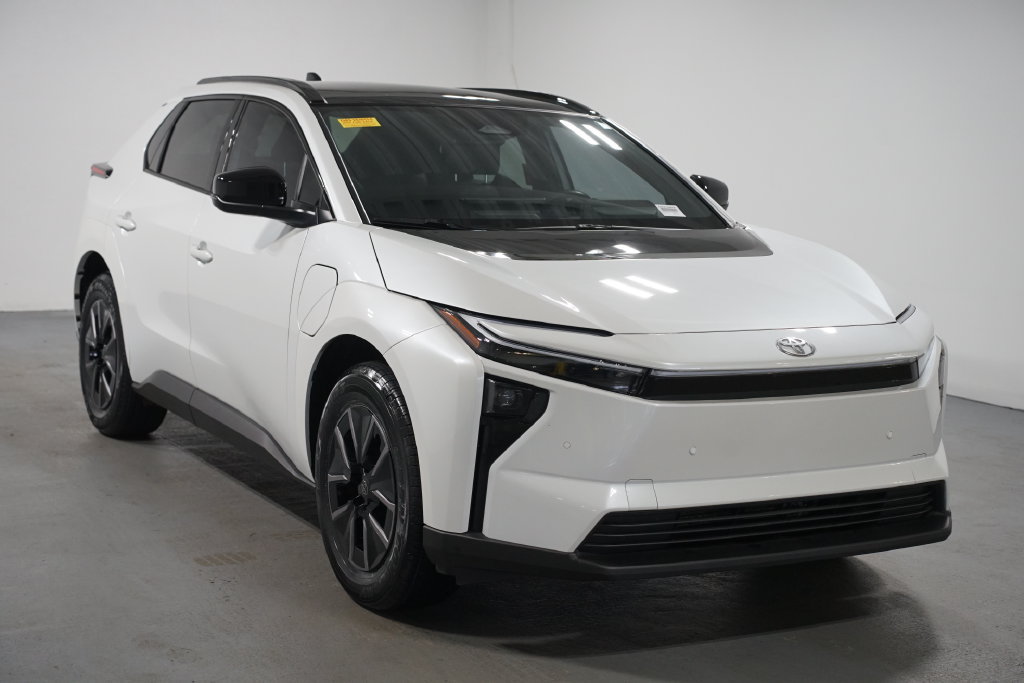 Used 2026 Toyota bZ FWD image 3