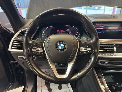 Used 2019 BMW X5 xDrive40i w/ Convenience Package AWD/4WD image 18