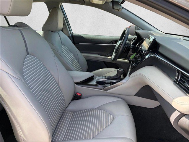 Used 2023 Toyota Camry SE FWD image 19
