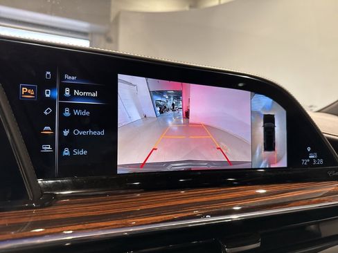 Used 2021 Cadillac Escalade ESV Premium Luxury image 20