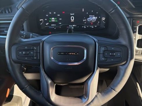 Certified 2024 GMC Yukon Denali Ultimate AWD/4WD image 52