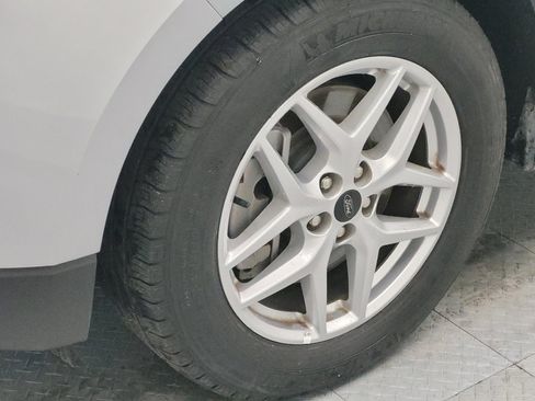 Used 2024 Ford Edge SEL image 31