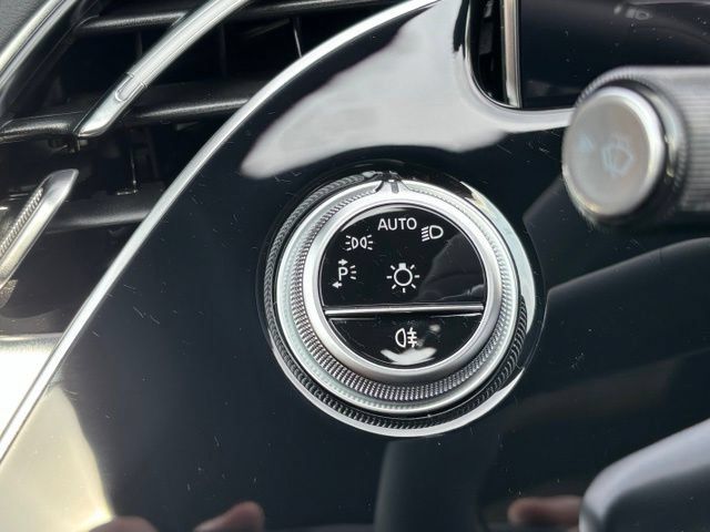New 2027 Mercedes-Benz E 350 4MATIC Sedan image 22