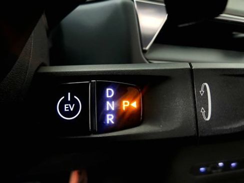 Used 2024 Kia EV9 GT-Line AWD/4WD image 65