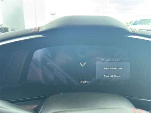 Used 2021 Chevrolet Corvette Stingray Premium Conv w/ Z51 Performance Package image 21