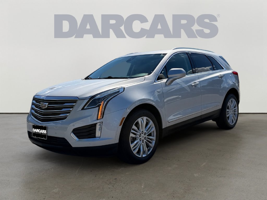 Used 2018 Cadillac XT5 Premium Luxury AWD/4WD image 2
