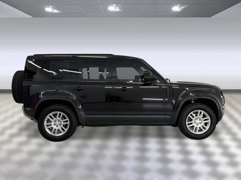 Used 2023 Land Rover Defender 110 S AWD/4WD image 8