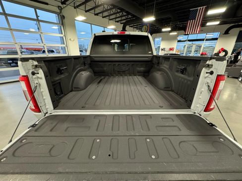Used 2023 Ford F150 Lariat w/ Equipment Group 502A High AWD/4WD image 7