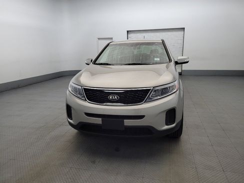 Used 2015 Kia Sorento LX image 15