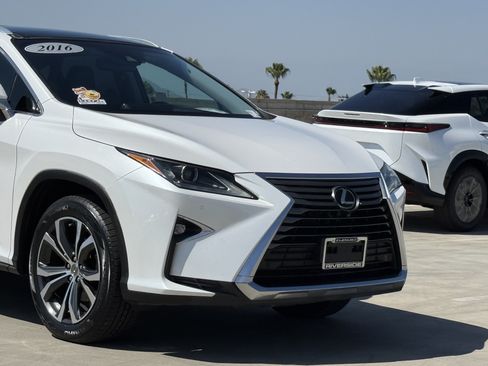 Used 2016 Lexus RX 350 AWD w/ Premium Package image 3