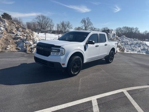 Used 2022 Ford Maverick XLT w/ Equipment Group 300A Standard image 2