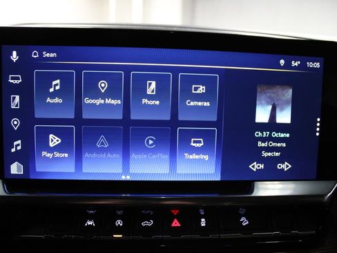 Used 2025 Chevrolet Silverado 1500 LT Trail Boss w/ Convenience Package II image 17