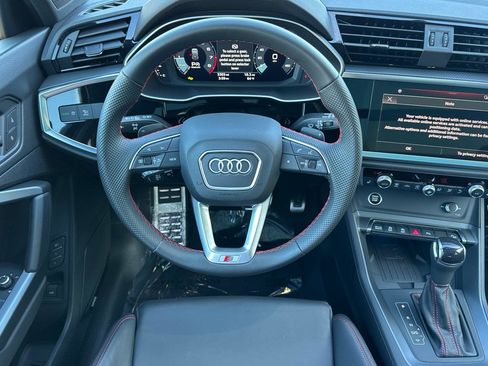 Certified 2025 Audi Q3 2.0T Premium Plus w/ Premium Plus Package image 14