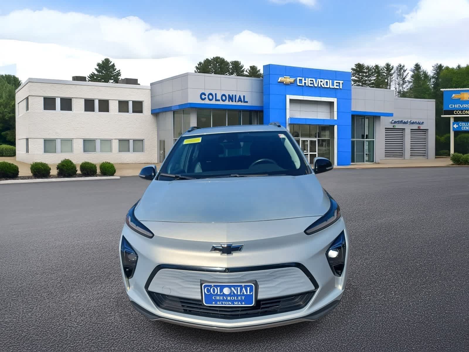 Used 2023 Chevrolet Bolt EUV Premier w/ Sun & Sound Package FWD image 21