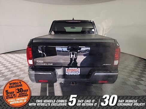 Used 2017 Honda Ridgeline Sport image 9