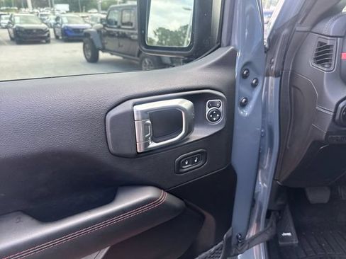 Used 2026 Jeep Wrangler Unlimited Rubicon 392 w/ Quick Order Package 27X Moab AWD/4WD image 13