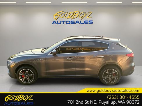 Used 2017 Maserati Levante w/ Sport Package AWD/4WD image 7