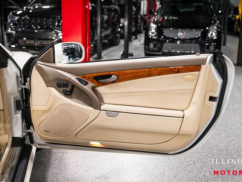Used 2009 Mercedes-Benz SL 550 image 26