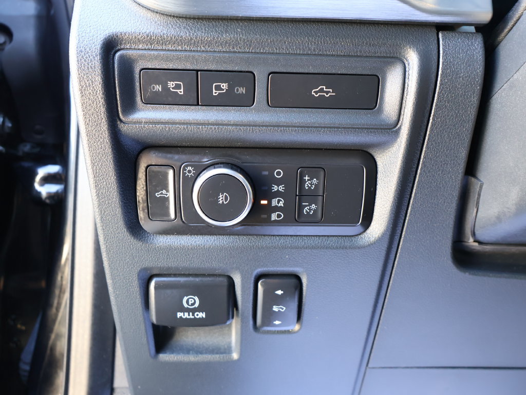 Used 2021 Ford F150 Lariat w/ Equipment Group 502A High AWD/4WD image 13