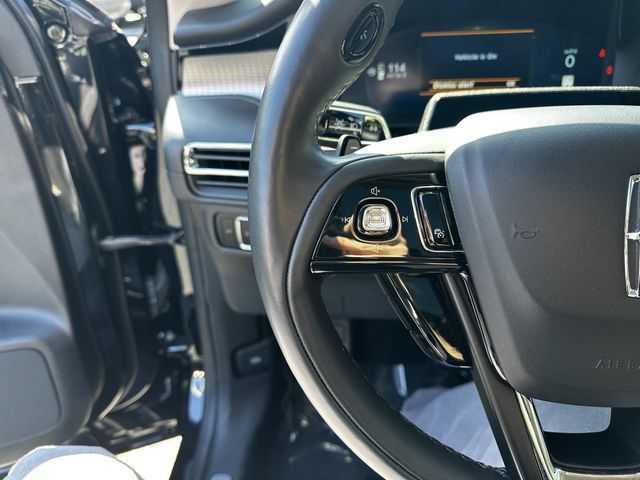Certified 2023 Lincoln Corsair Reserve w/ Equipment Group 202A AWD/4WD image 30