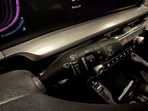 Used 2024 Kia Telluride S w/ S Sunroof Package image 37