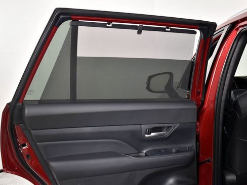 Used 2025 Toyota Grand Highlander AWD Hybrid image 24