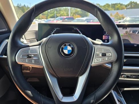 Used 2023 BMW X7 xDrive40i image 27