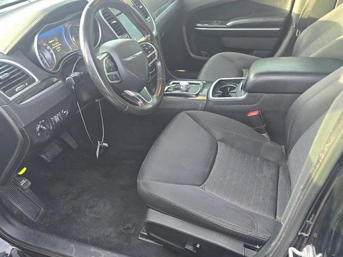 Used 2019 Chrysler 300 Touring w/ Sport Appearance Package RWD image 11