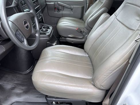 Certified 2024 GMC Savana 3500 LS image 7